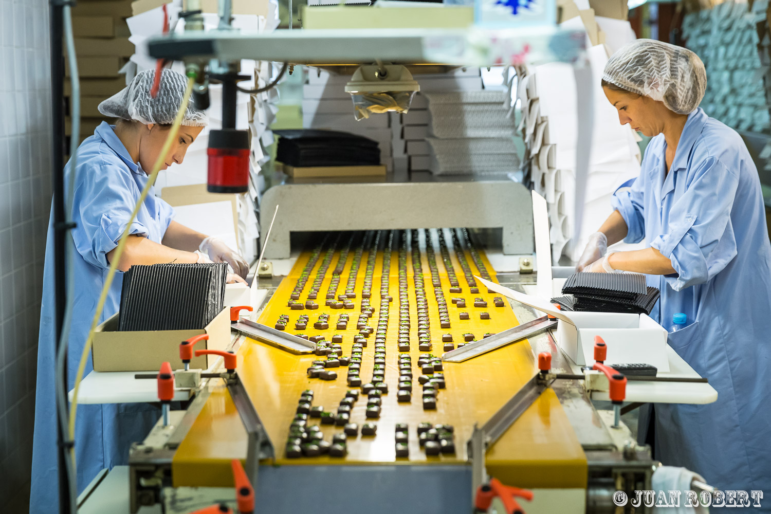 Auteur, Juan ROBERT, Photographe, industrielleLyonRhône - Rhône-AlpesChocolaterie Voisin à Lyon