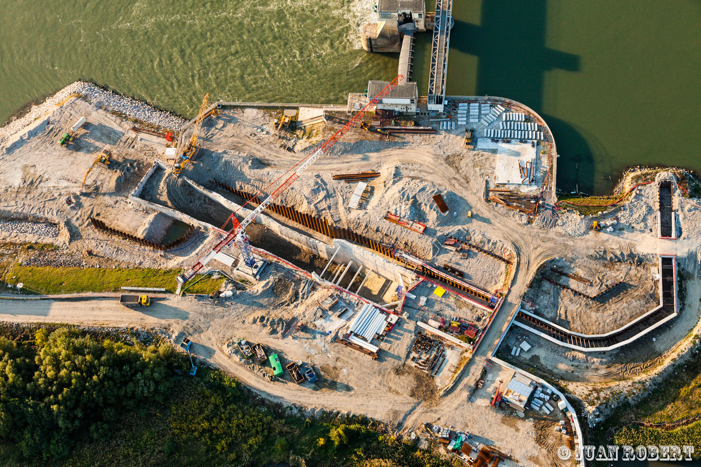 JuanRobert_121005_0604.CR2Die, Photographe France et étranger., Photographe de reportage, Photographe professionnel Rhone Alpes, Photographie, ULM, diois, hélicoptère, image aerienne, image aerienne Ardeche, image aérienne, image aérienne Drôme, images aeriennes, images aeriennes France, images aériennes, images aériennes Rhône-Alpes, littoraux, montagnes, patrimoine, paysage, paysages, photo aerienne, photo aerienne PACA, photo aérienne, photo aérienne drome, photo aérienne isere, photo aérienne isère, photo aérienne vercors, photo basse altitude, photo touristique, photographe aerien, photographe aérien, photographie aerienne, photographie aeriennes, photographie aérienne, photographie aériennes, photographies aeriennes, photographies aériennes, photos aeriennes, photos aériennes, photothèque, prise de vue aerienne, prise de vue aérienne, prise vue aerienne, prise vue aérienne, prises de vue aerienne, prises de vue aérienne, prises de vues aériennes, routes, vol, vols l littoral, vue aerienne, vue aerienne france, vue aerienne provence, vue aérienne Ardèche, vue aérienne valence, vues aeriennesRochemaureArdêche - Rhône AlpesPhotos aériennes construction PCH Rochemaure