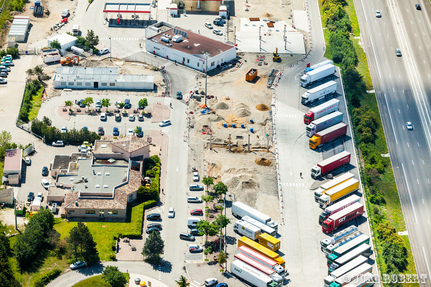 vues aériennes - JuanRobert_120501_0110.CR2Die, Photographe France et étranger., Photographe de reportage, Photographe professionnel Rhone Alpes, Photographie, ULM, diois, hélicoptère, image aerienne, image aerienne Ardeche, image aérienne, image aérienne Drôme, images aeriennes, images aeriennes France, images aériennes, images aériennes Rhône-Alpes, littoraux, montagnes, patrimoine, paysage, paysages, photo aerienne, photo aerienne PACA, photo aérienne, photo aérienne drome, photo aérienne isere, photo aérienne isère, photo aérienne vercors, photo basse altitude, photo touristique, photographe aerien, photographe aérien, photographie aerienne, photographie aeriennes, photographie aérienne, photographie aériennes, photographies aeriennes, photographies aériennes, photos aeriennes, photos aériennes, photothèque, prise de vue aerienne, prise de vue aérienne, prise vue aerienne, prise vue aérienne, prises de vue aerienne, prises de vue aérienne, prises de vues aériennes, routes, vol, vols l littoral, vue aerienne, vue aerienne france, vue aerienne provence, vue aérienne Ardèche, vue aérienne valence, vues aeriennesPortes-les-valenceDrôme - Rhône-AlpesChantier station Total Portes-les-valence A7